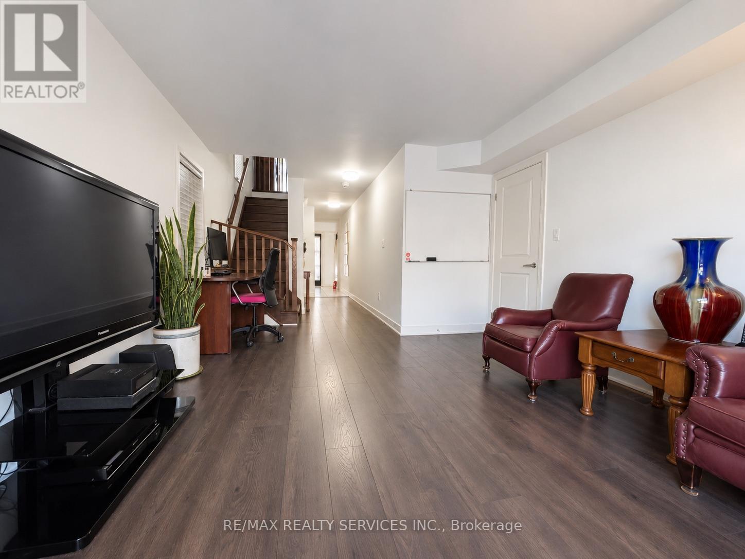 58 Pageant Avenue, Vaughan, Ontario  L4H 4R3 - Photo 6 - N13731434