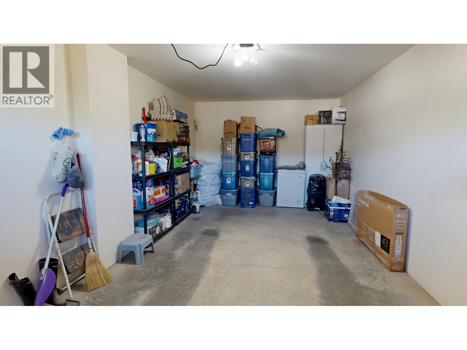 2 202 8th Street, 100 Mile House, British Columbia  V0K 2E0 - Photo 16 - R3171010