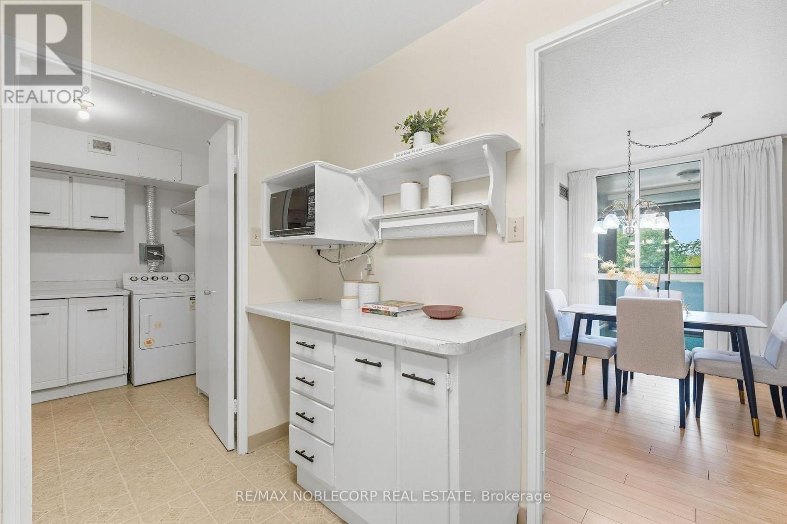 405 - 1320 Mississauga Valley, Mississauga, Ontario  L5A 3S9 - Photo 15 - W13845960