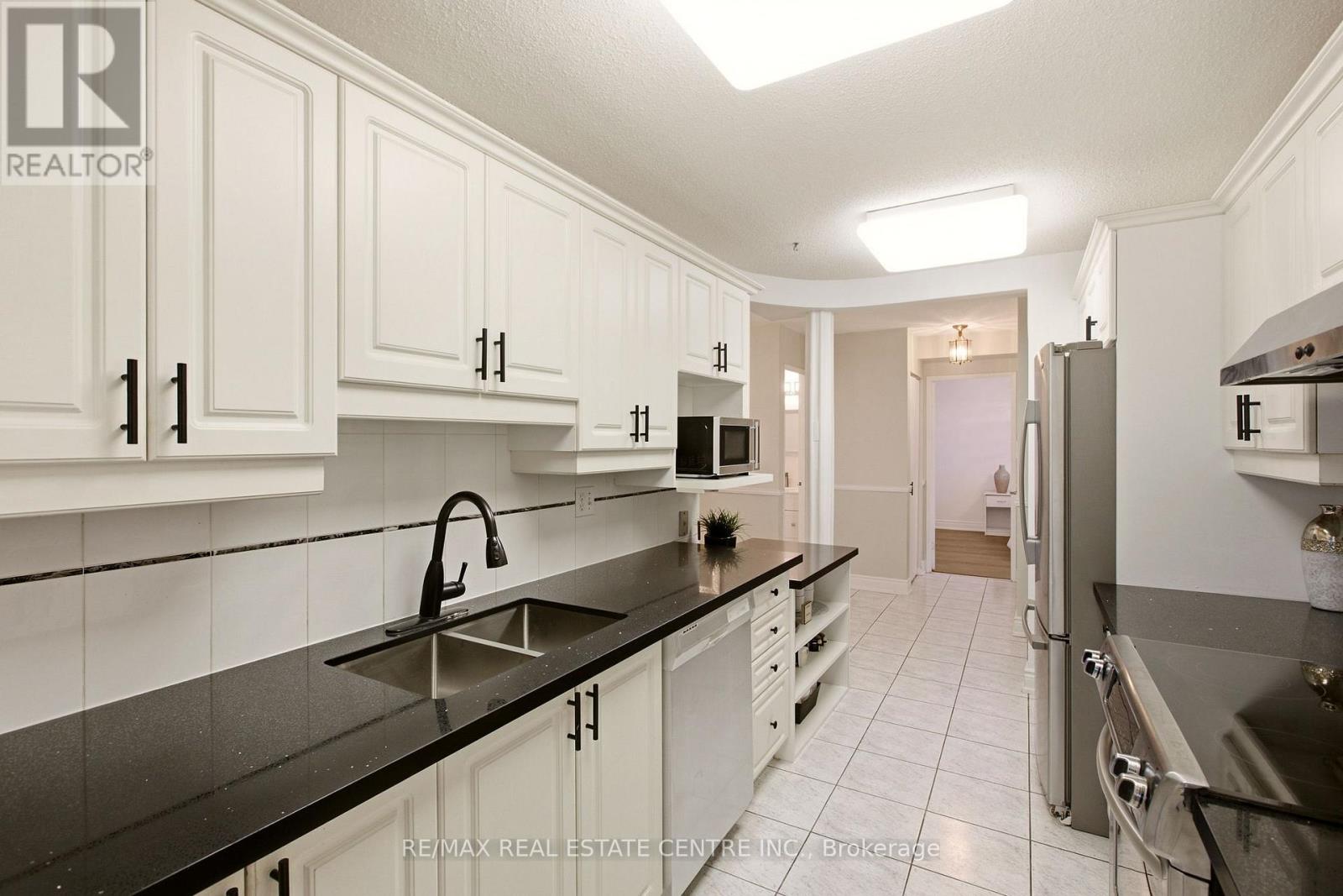 602 - 2055 Upper Middle Road, Burlington, Ontario  L7P 3P4 - Photo 10 - W13841632