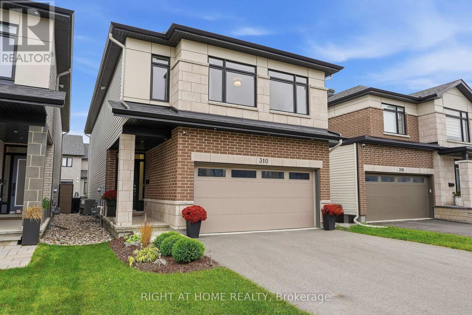 310 Chamomile Way, Ottawa, Ontario  K1T 0X1 - Photo 2 - X13845930