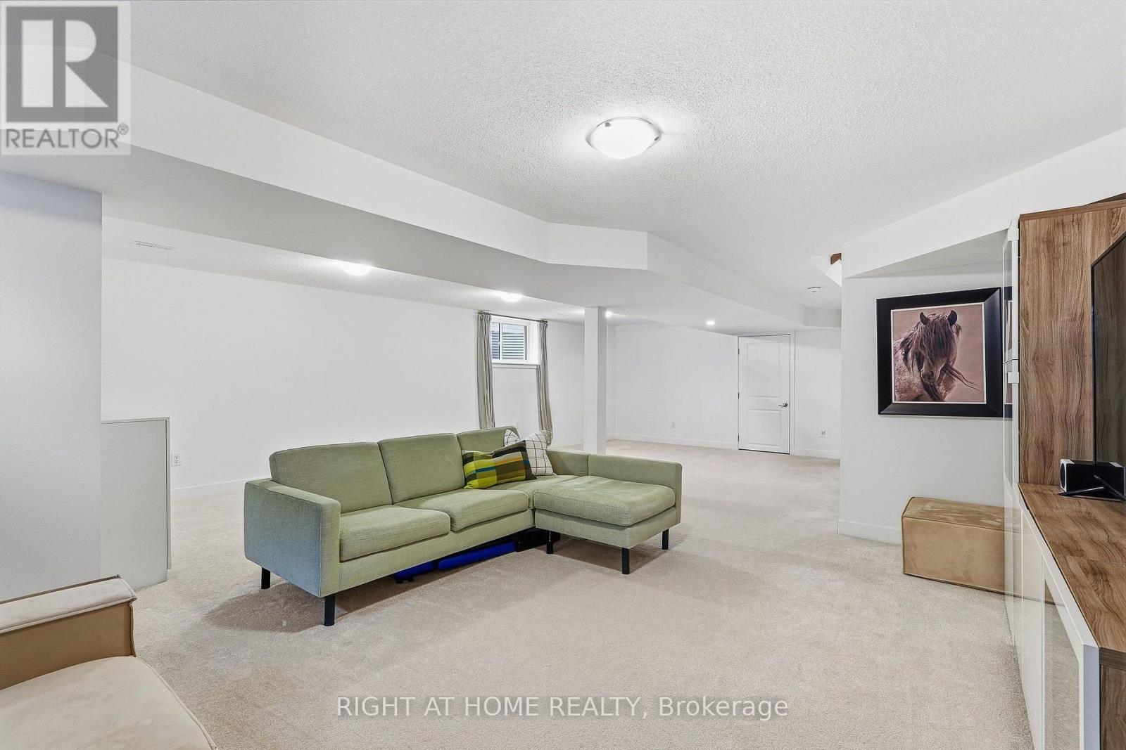 310 Chamomile Way, Ottawa, Ontario  K1T 0X1 - Photo 23 - X13845930