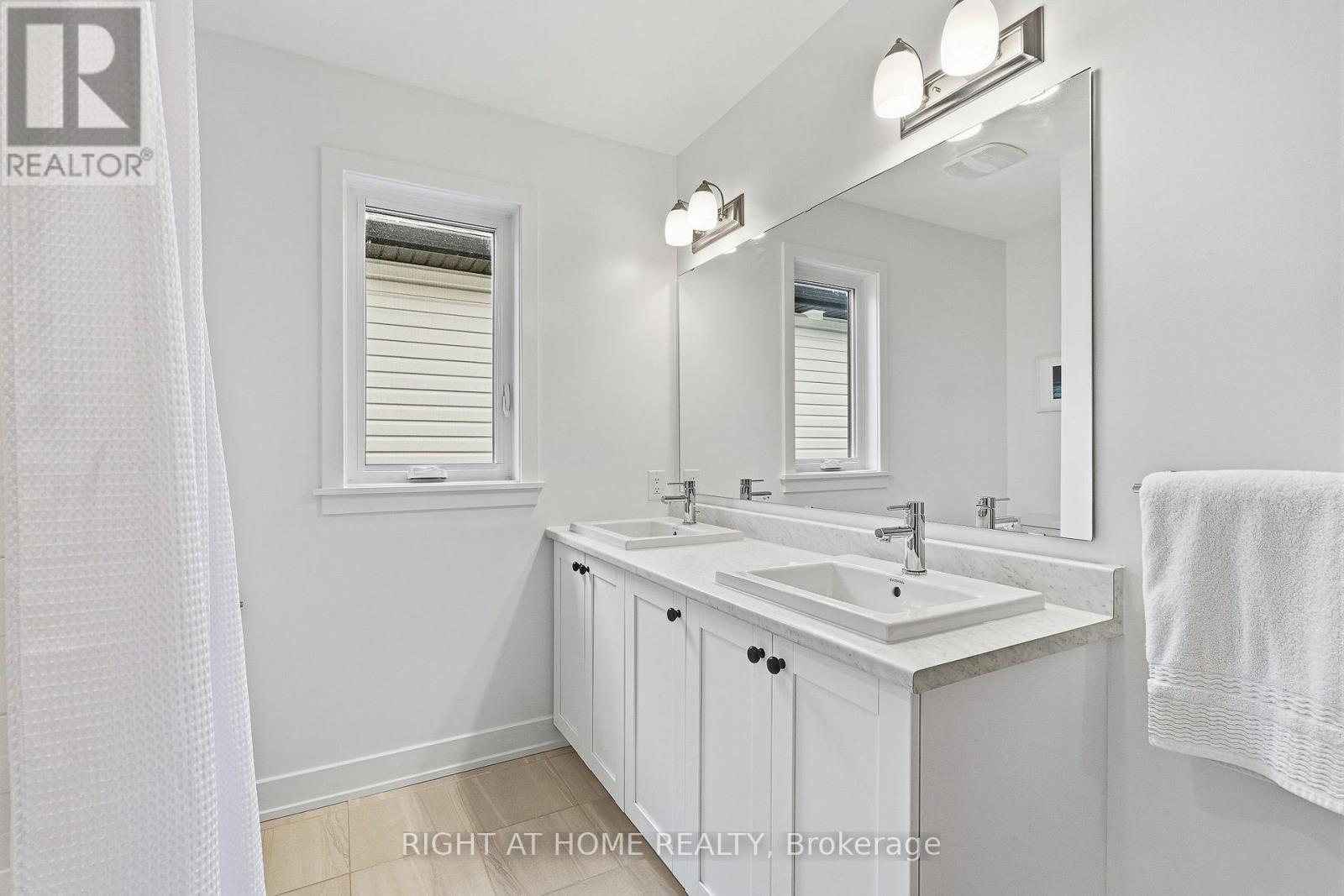 310 Chamomile Way, Ottawa, Ontario  K1T 0X1 - Photo 27 - X13845930