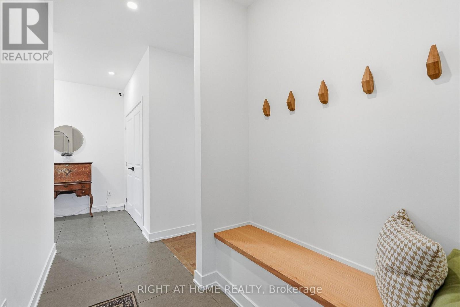310 Chamomile Way, Ottawa, Ontario  K1T 0X1 - Photo 8 - X13845930