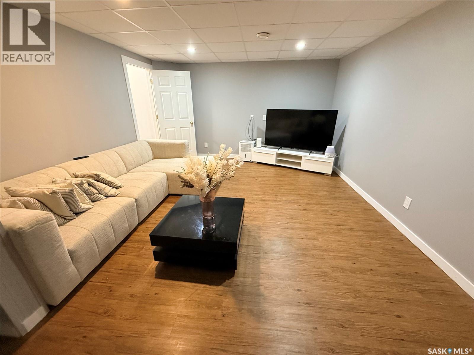119 Hall Crescent, Saskatoon, Saskatchewan  S7L 7G7 - Photo 12 - SK050021