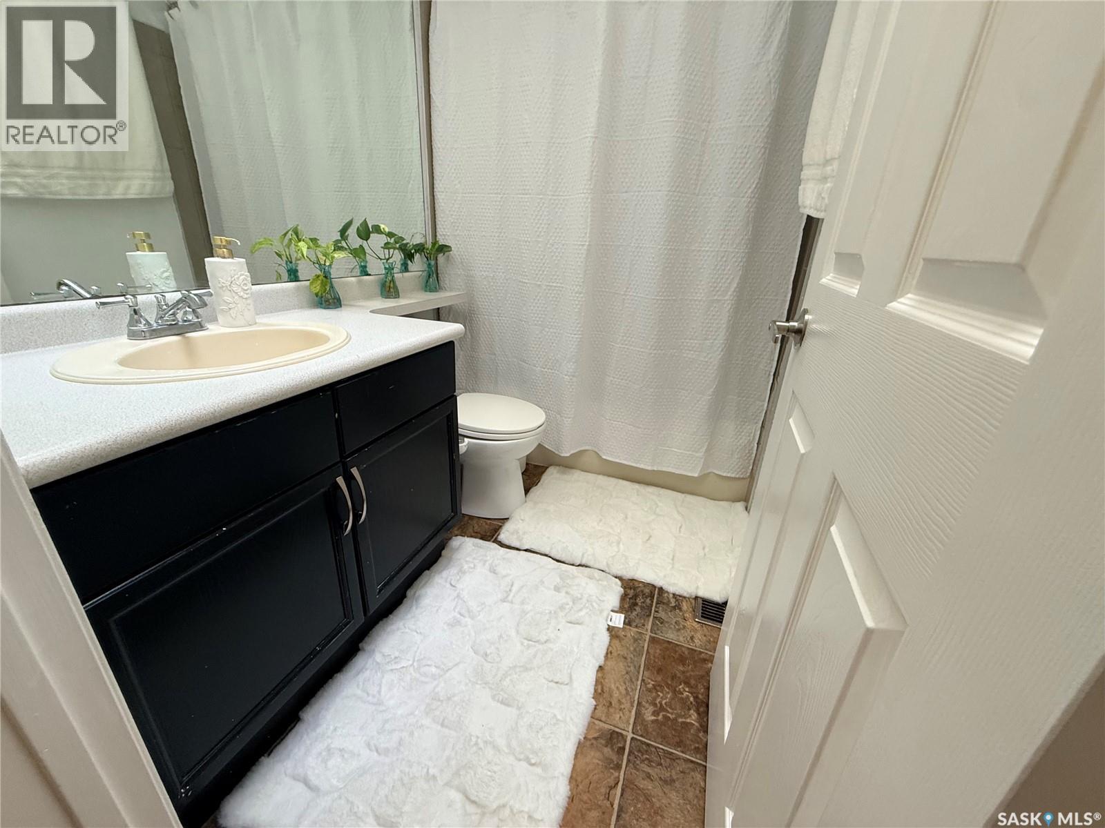 119 Hall Crescent, Saskatoon, Saskatchewan  S7L 7G7 - Photo 27 - SK050021