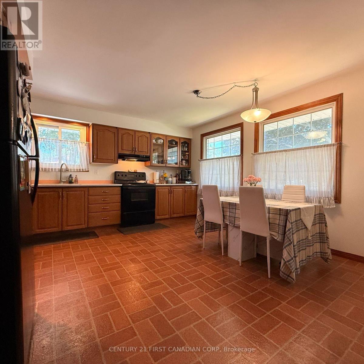 749 Dundalk Drive, London South, Ontario  N6C 3V1 - Photo 4 - X13846022