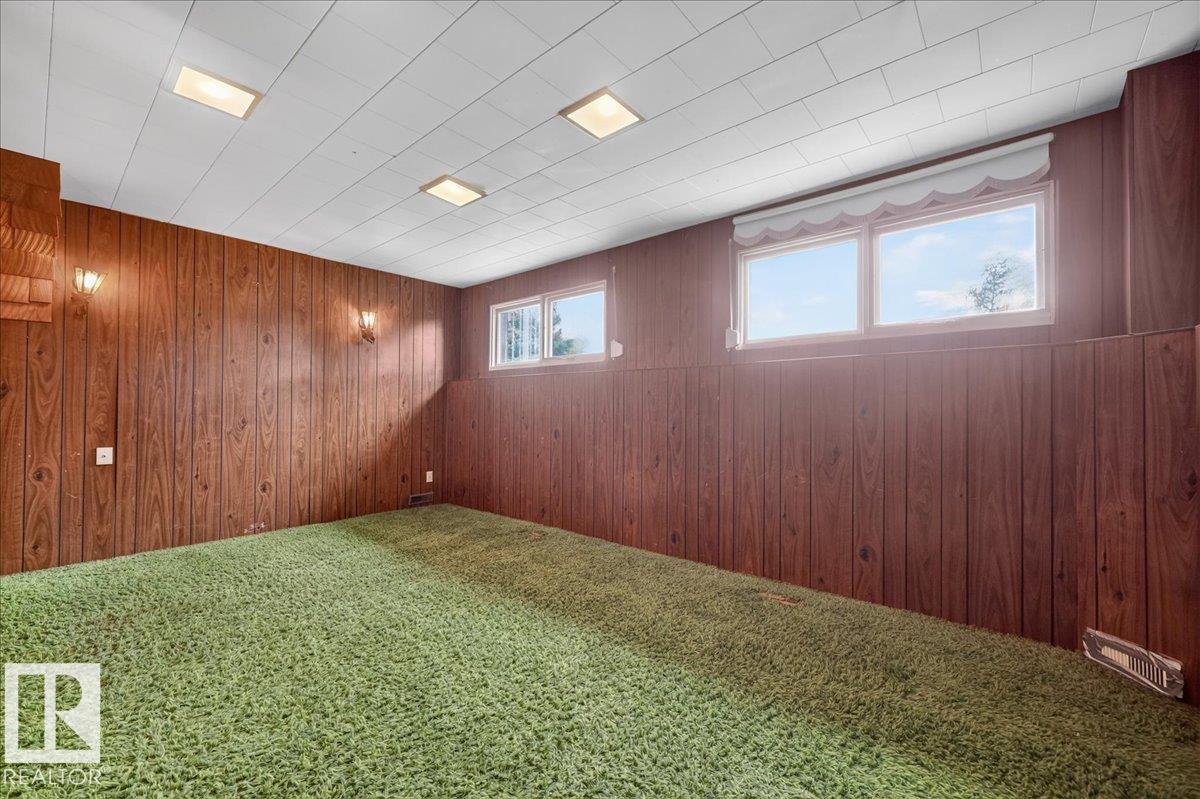 15128 88 ST NW