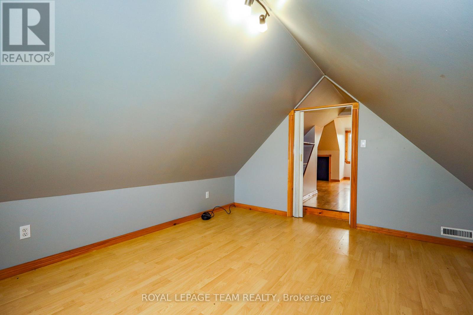 13585 County 9 Road, North Dundas, Ontario  K0C 1H0 - Photo 17 - X13846026