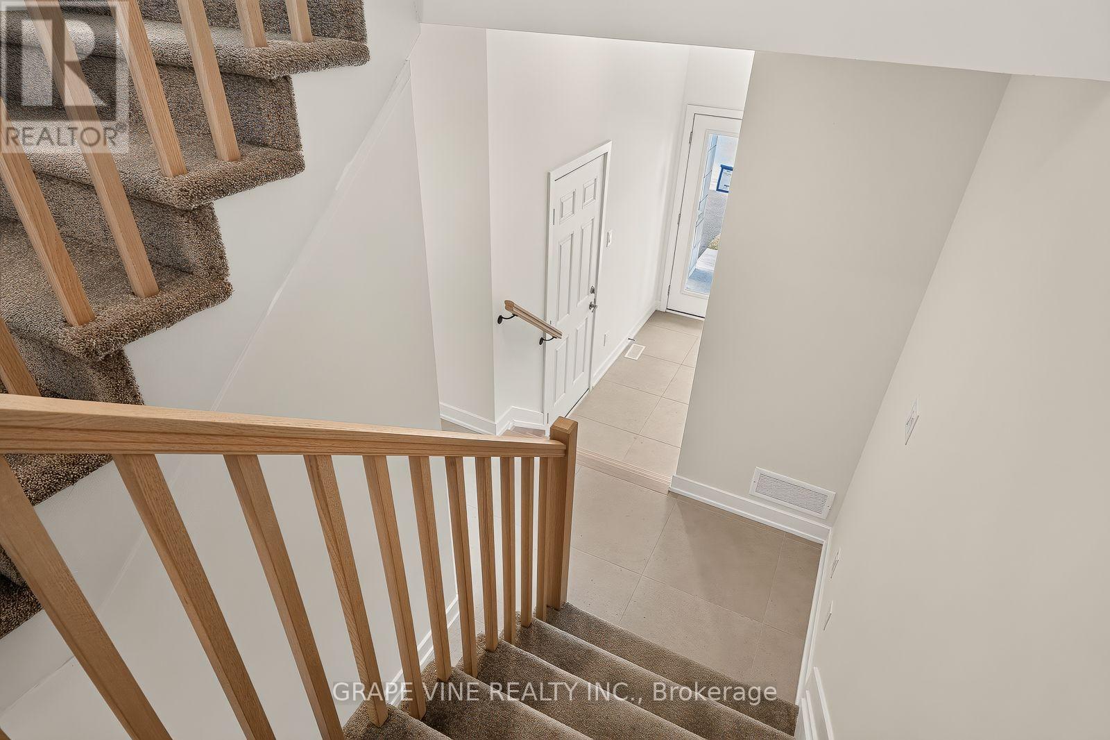 580 Arbia Ridge, Ottawa, Ontario  K2S 2S4 - Photo 6 - X13846066
