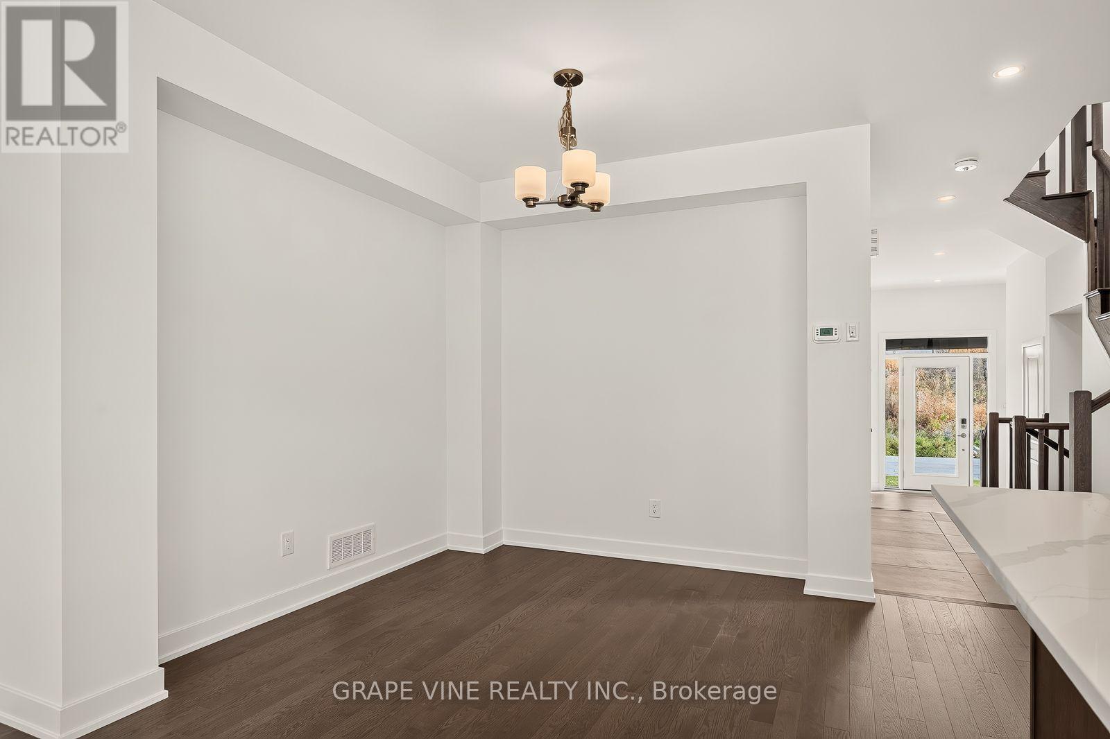 595 Arbia Ridge, Ottawa, Ontario  K2S 2S3 - Photo 11 - X13846076