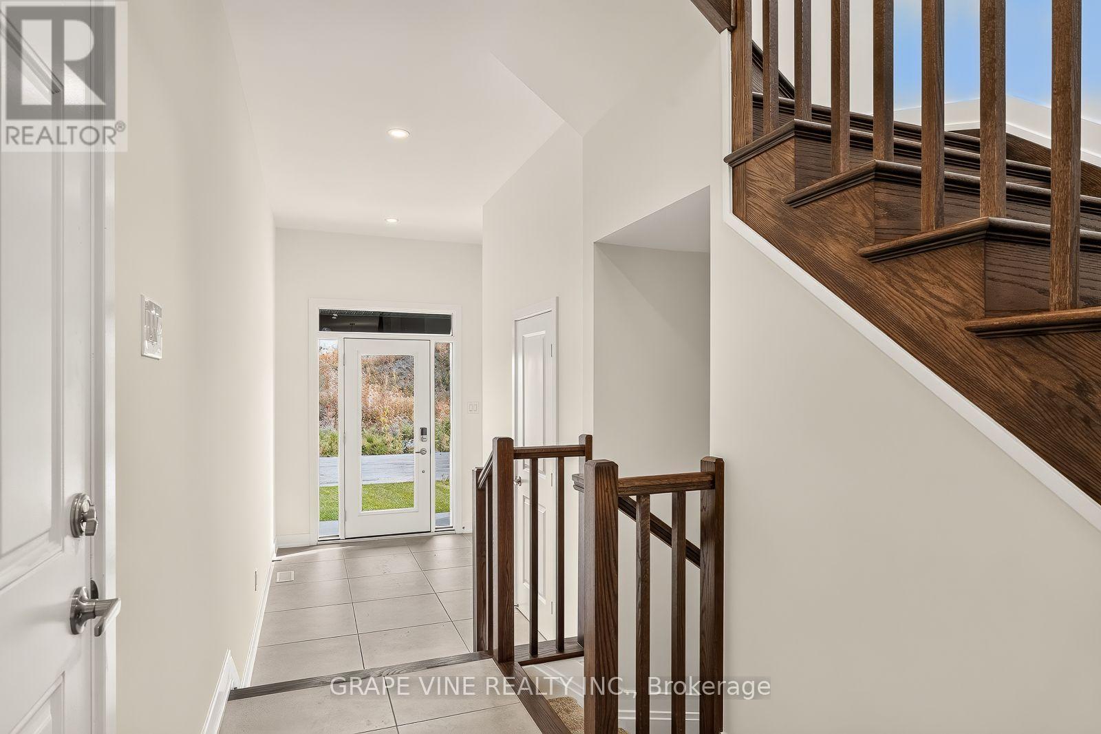 595 Arbia Ridge, Ottawa, Ontario K2S 2S3 - Photo 5 - X13846076