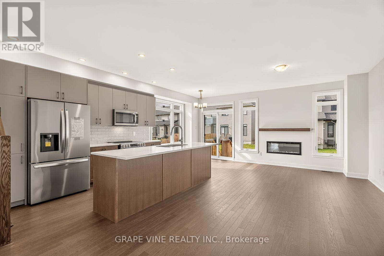 595 Arbia Ridge, Ottawa, Ontario  K2S 2S3 - Photo 9 - X13846076