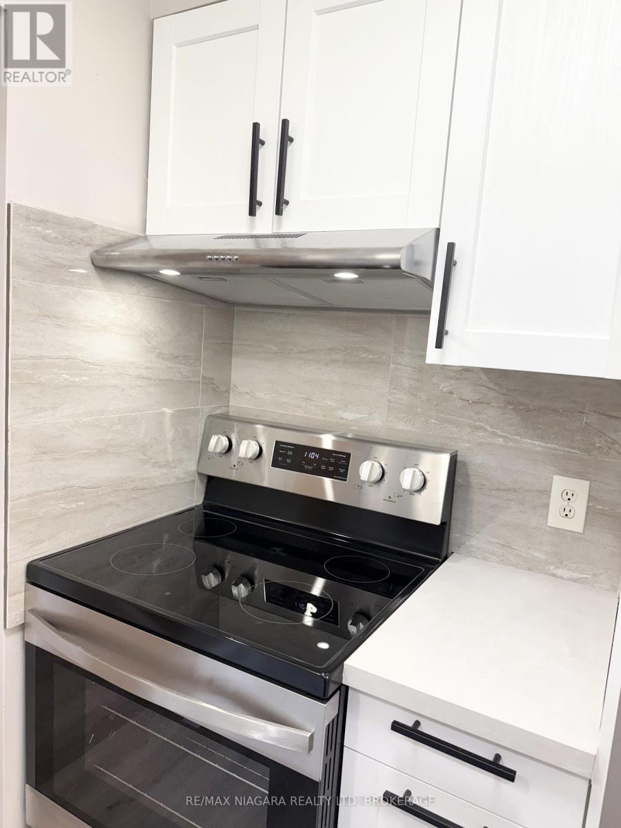4 - 286 Vine Street, St. Catharines, Ontario  L2M 4T3 - Photo 10 - X13846032