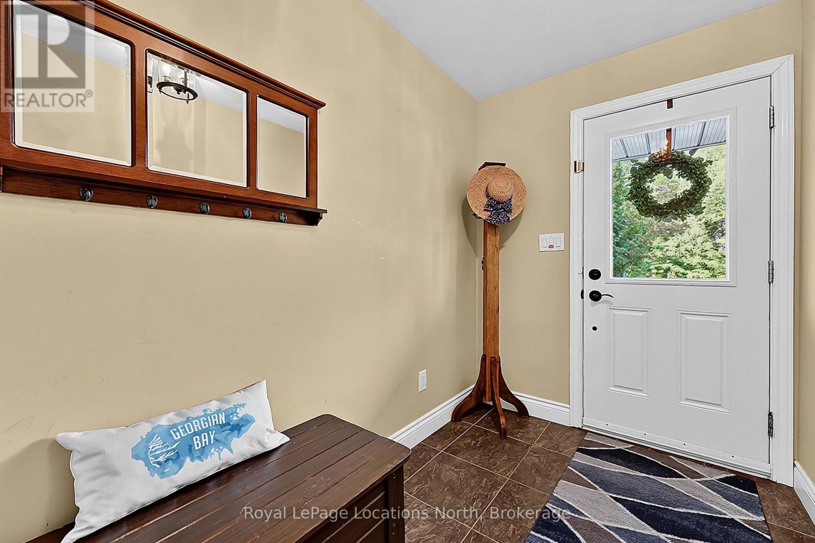 1 Moore Avenue, Tiny, Ontario  L0L 1P1 - Photo 6 - S13846050