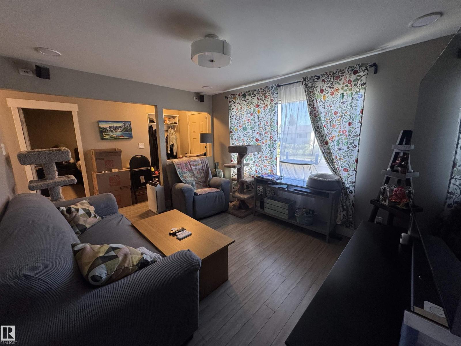 9246 154 ST NW