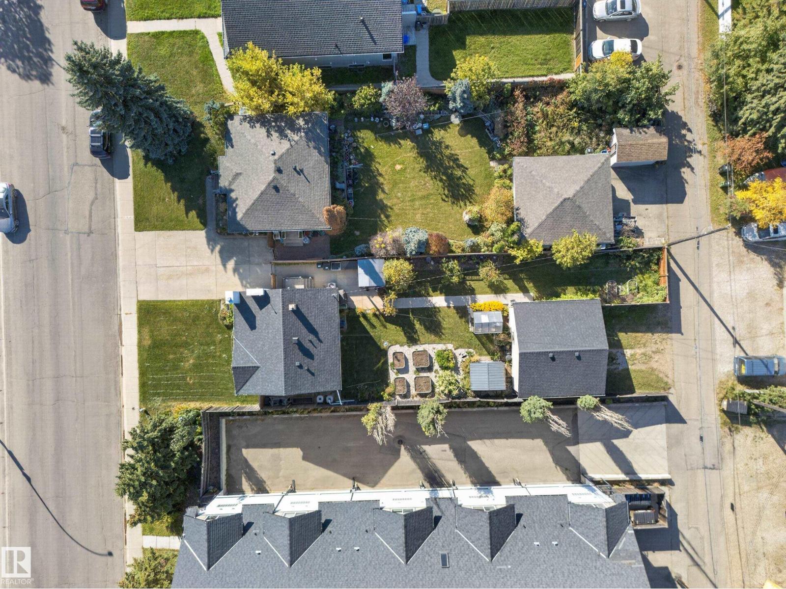 9246 154 ST NW