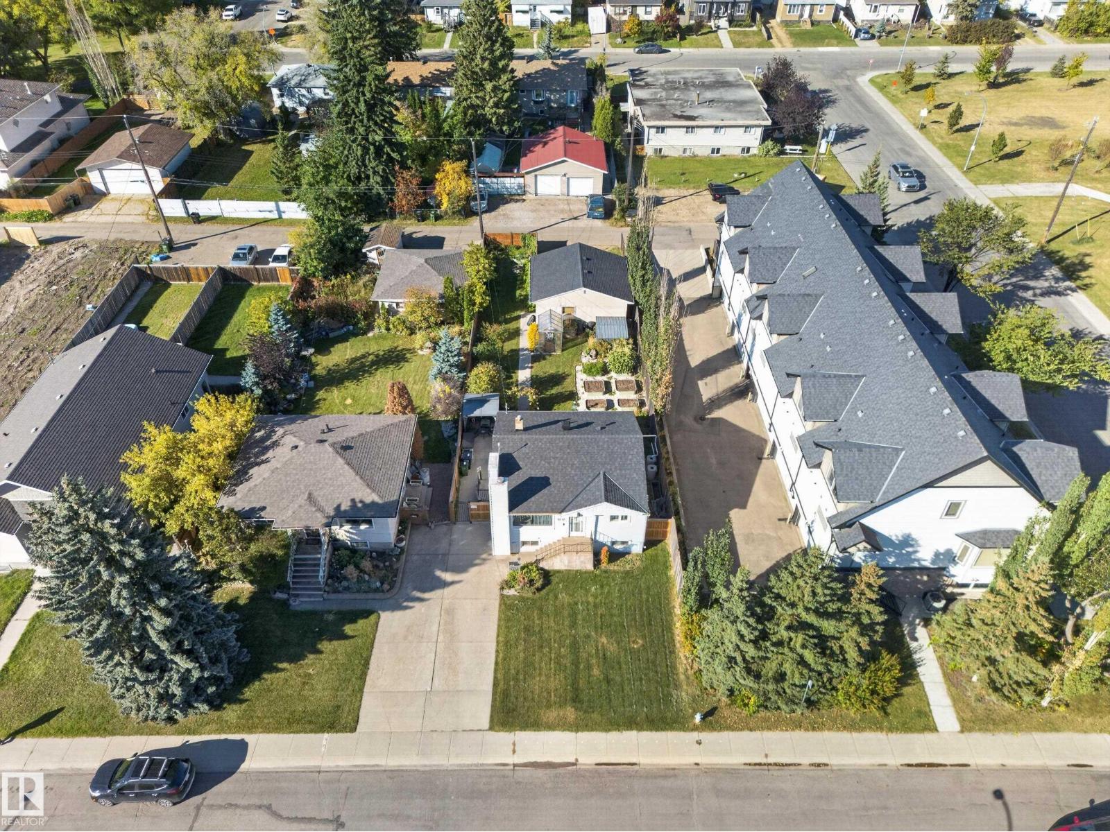 9246 154 ST NW