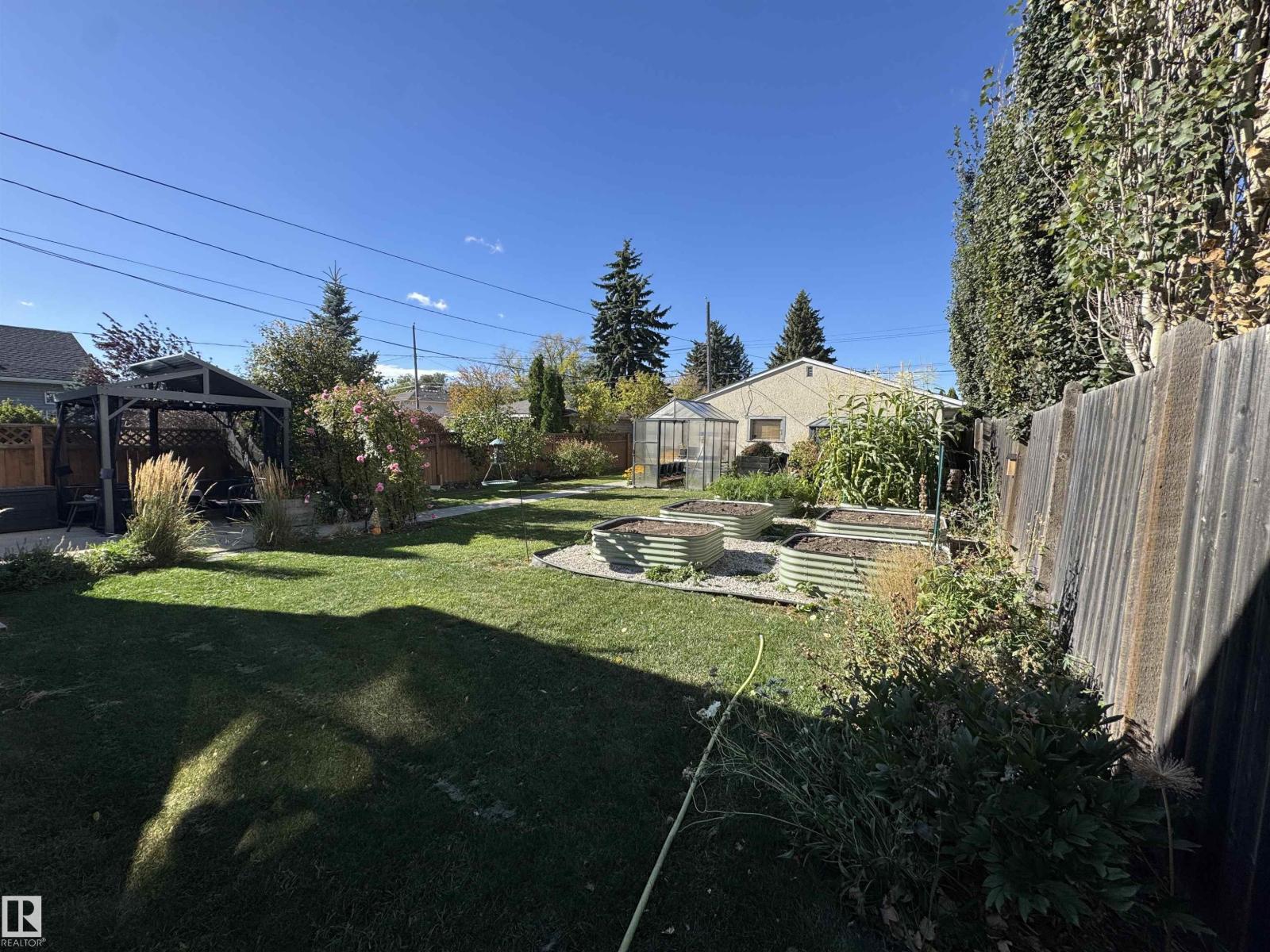9246 154 ST NW