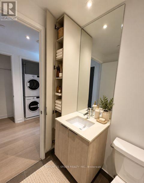1803 - 448 Burnhamthorpe Road, Mississauga (City Centre), Ontario  L5B 0R4 - Photo 16 - W13845986