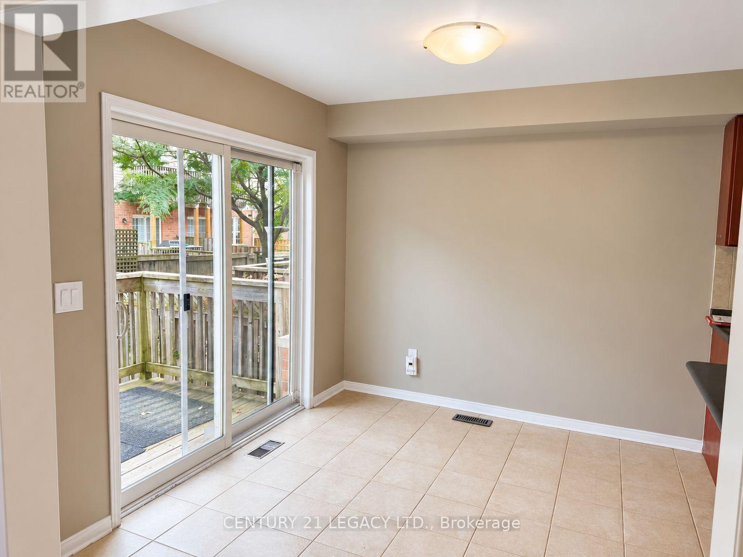 3317 Mikalda Road, Burlington, Ontario  L7M 0K8 - Photo 13 - W13846002