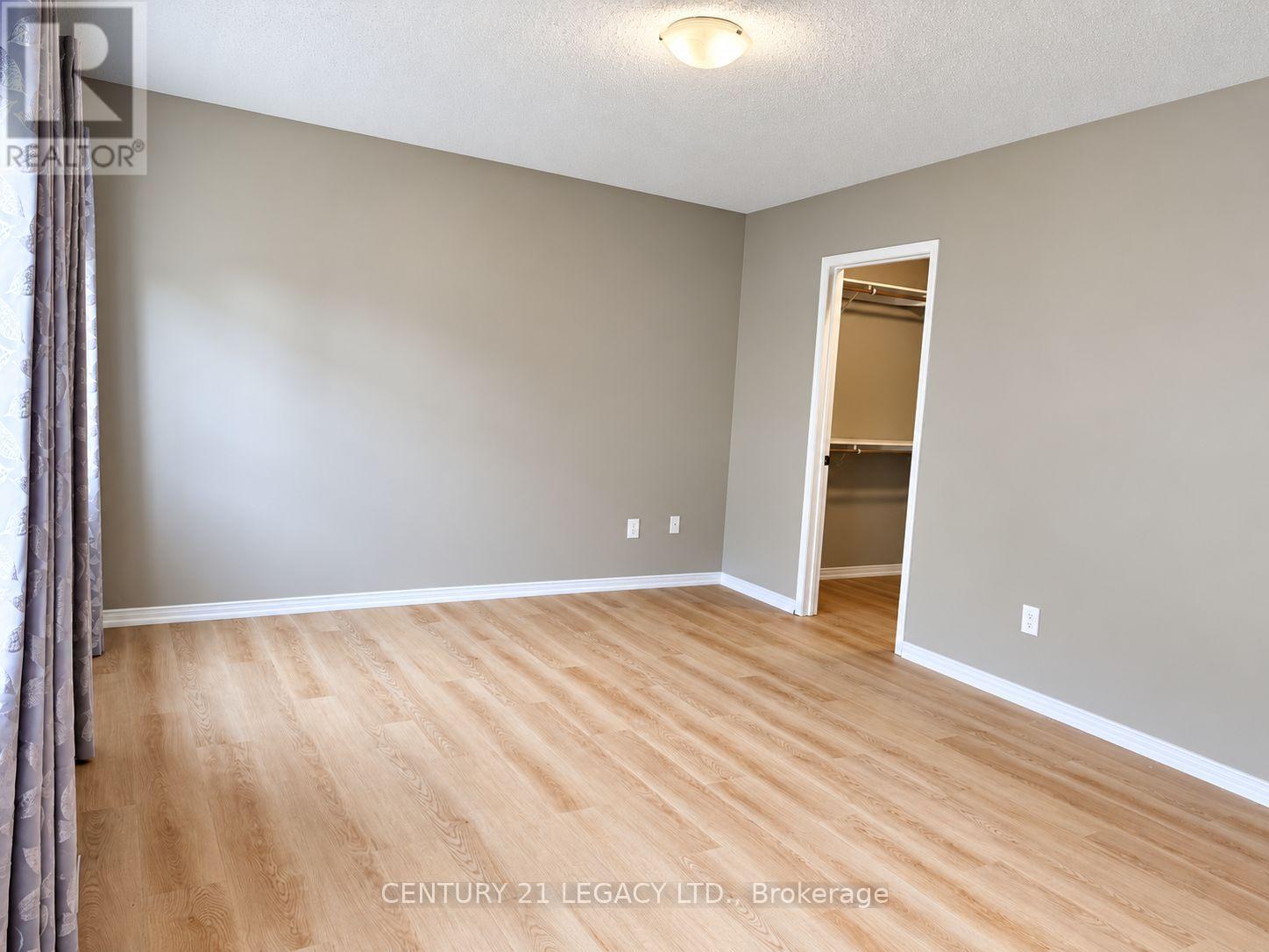 3317 Mikalda Road, Burlington, Ontario  L7M 0K8 - Photo 16 - W13846002