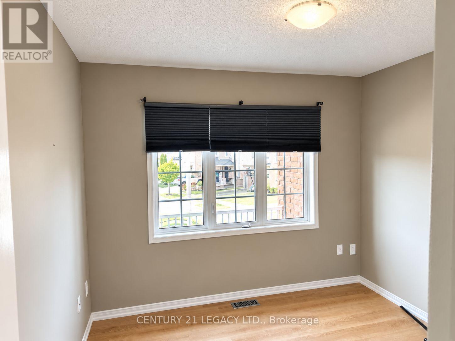 3317 Mikalda Road, Burlington, Ontario  L7M 0K8 - Photo 24 - W13846002