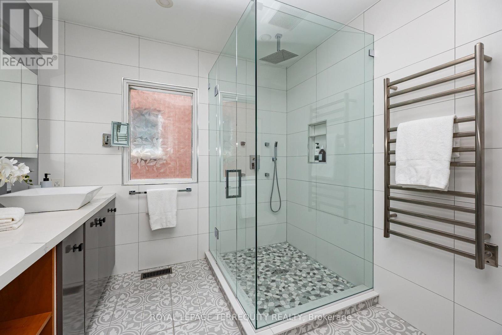 263 Windermere Avenue, Toronto, Ontario  M6S 3K4 - Photo 21 - W13846030