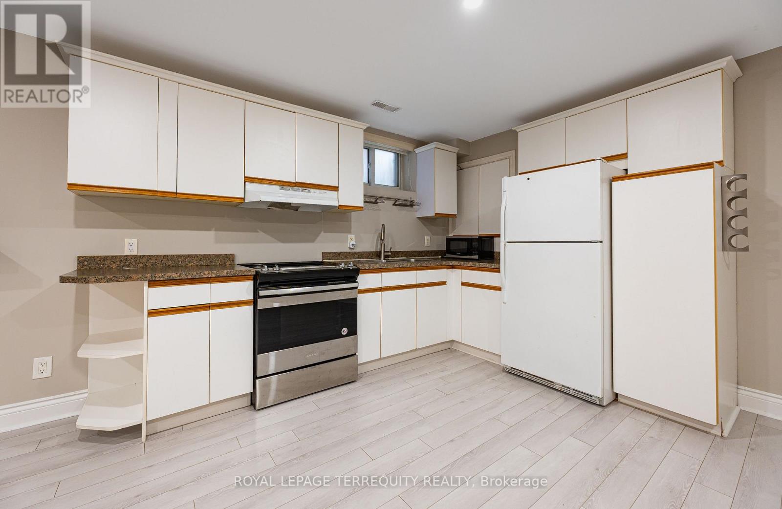 263 Windermere Avenue, Toronto, Ontario  M6S 3K4 - Photo 33 - W13846030