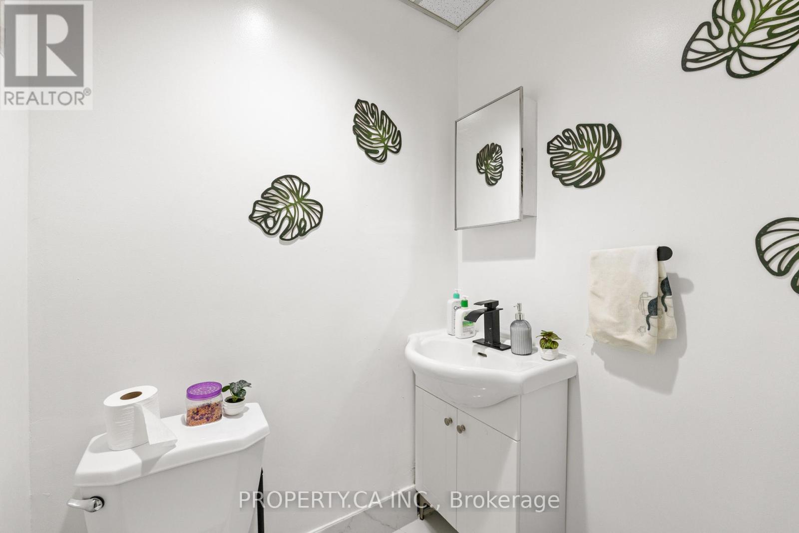 #upper - 1080 Dovercourt Road, Toronto (Dovercourt-Wallace Emerson-Junction), Ontario  M6H 2X8 - Photo 17 - W13846074