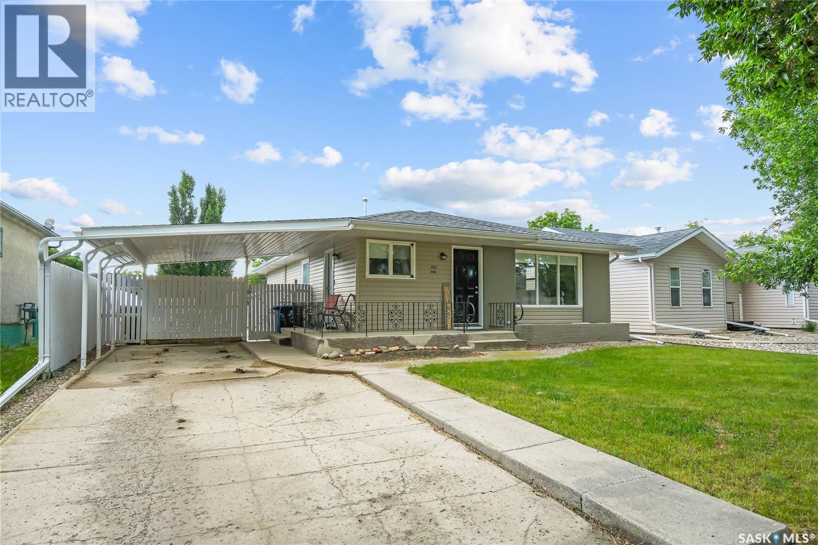 705 King STREET, Rosetown, Saskatchewan