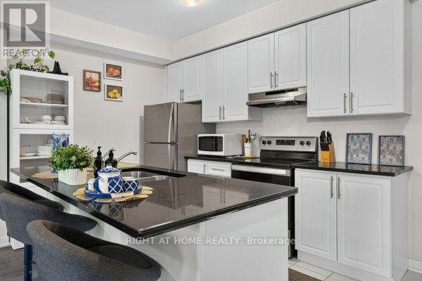 5 - 590 North Service Road, Hamilton, Ontario  L8E 0K5 - Photo 14 - X13845978