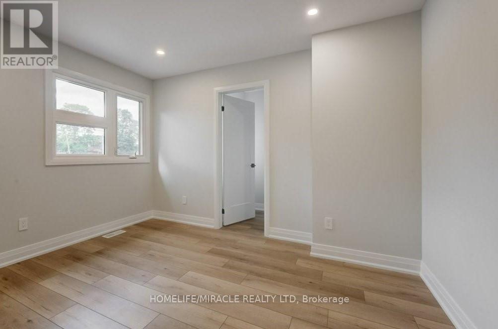Upper - 160 Weber Street W, Kitchener, Ontario  N2H 4A4 - Photo 15 - X13846048