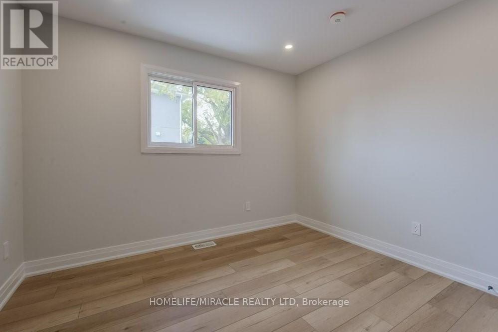 Upper - 160 Weber Street W, Kitchener, Ontario  N2H 4A4 - Photo 23 - X13846048