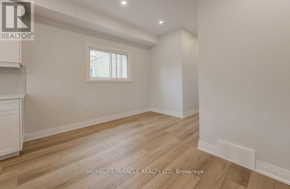 Upper - 160 Weber Street W, Kitchener, Ontario  N2H 4A4 - Photo 25 - X13846048