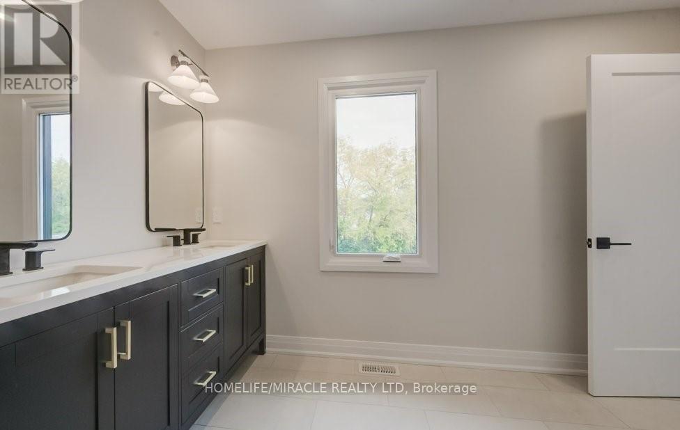 Upper - 160 Weber Street W, Kitchener, Ontario  N2H 4A4 - Photo 27 - X13846048