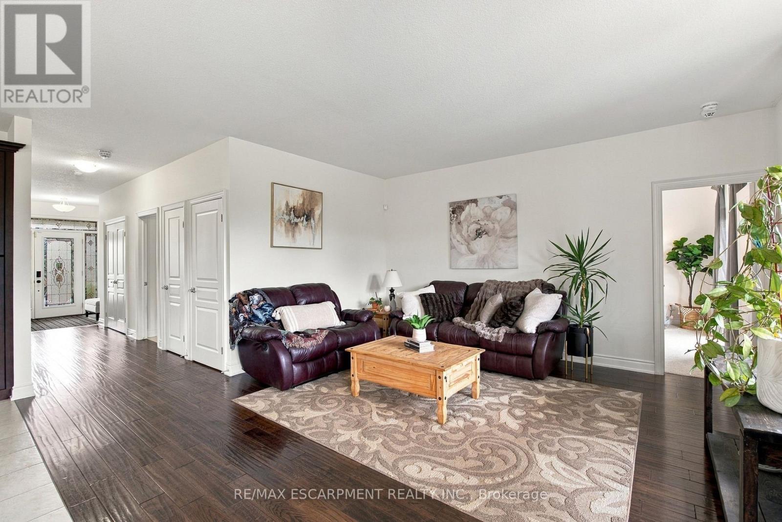 19 Brookside Terrace, West Lincoln, Ontario  L0R 2A0 - Photo 18 - X13846068
