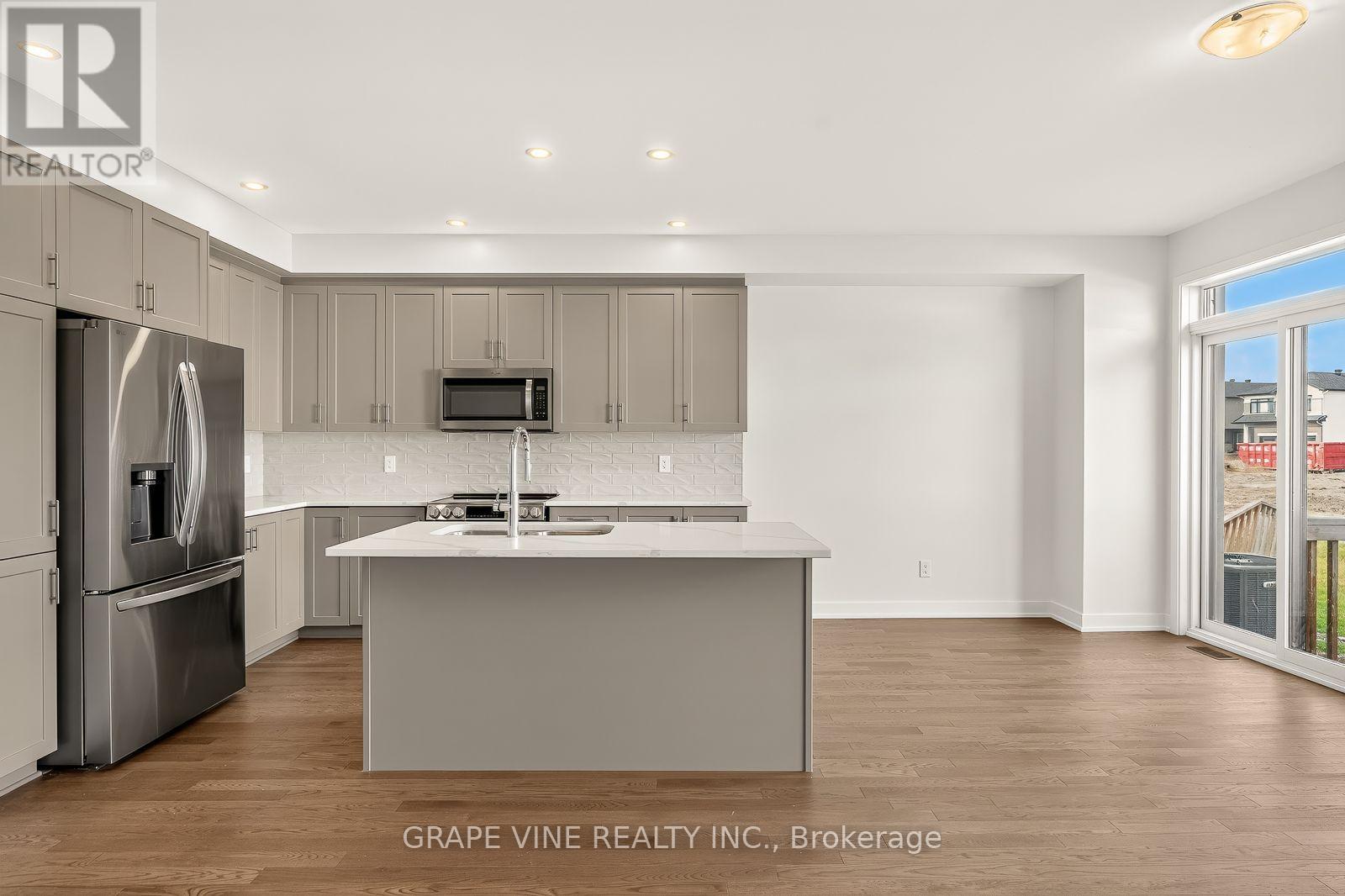 738 Caminar Terrace, Ottawa, Ontario  K2M 0N7 - Photo 12 - X13846078