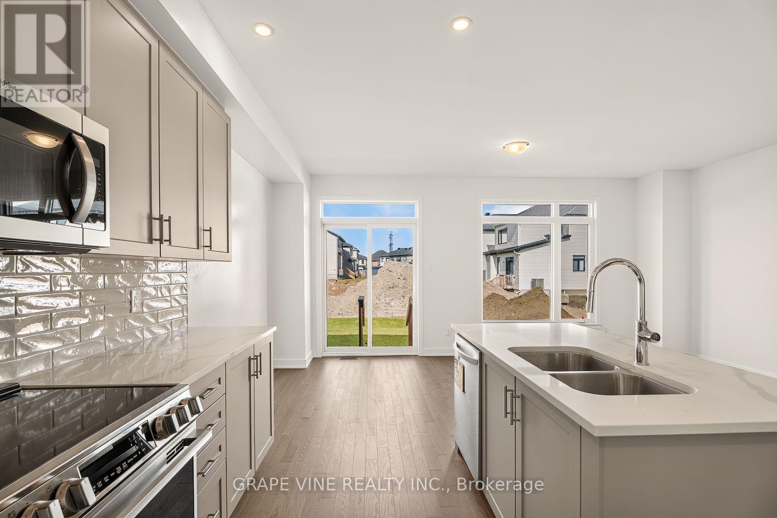 738 Caminar Terrace, Ottawa, Ontario  K2M 0N7 - Photo 17 - X13846078