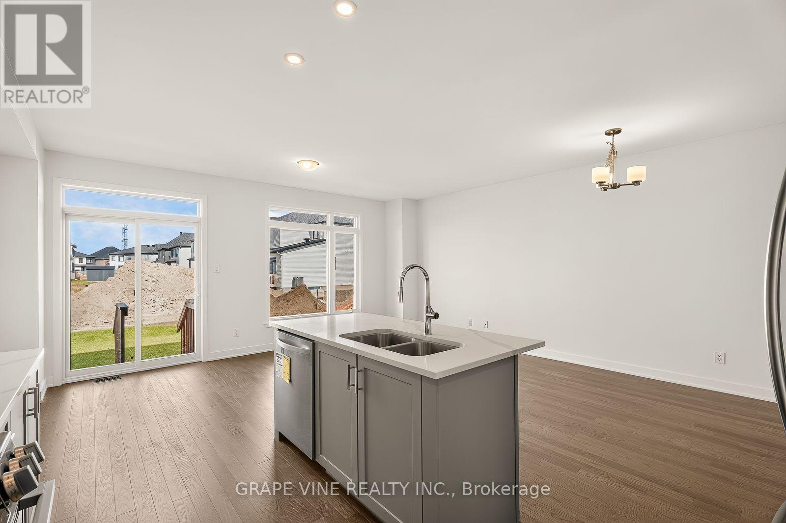 738 Caminar Terrace, Ottawa, Ontario  K2M 0N7 - Photo 18 - X13846078