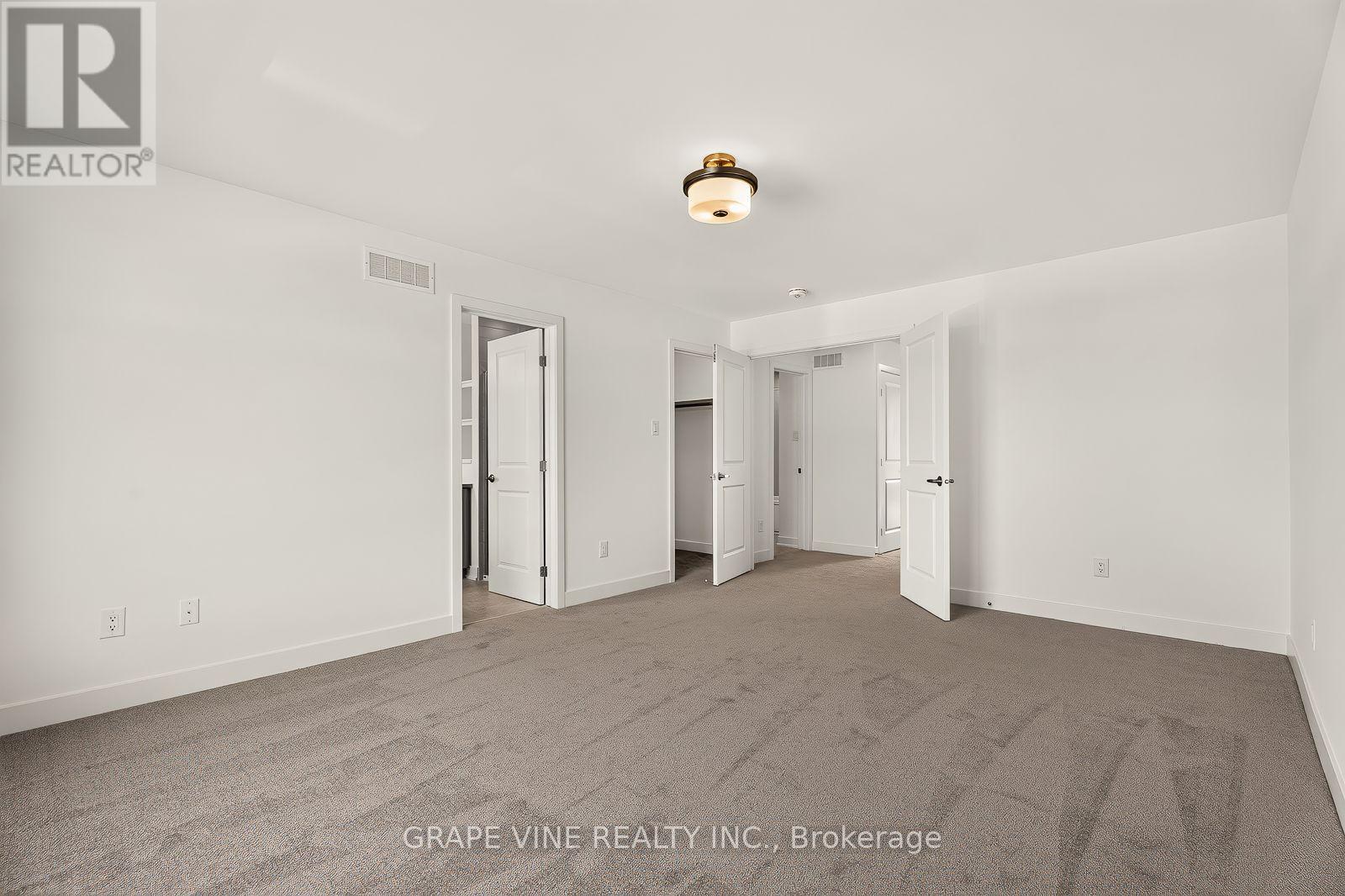 76 San Felice Circle, Ottawa, Ontario  K2S 2R9 - Photo 20 - X13846084