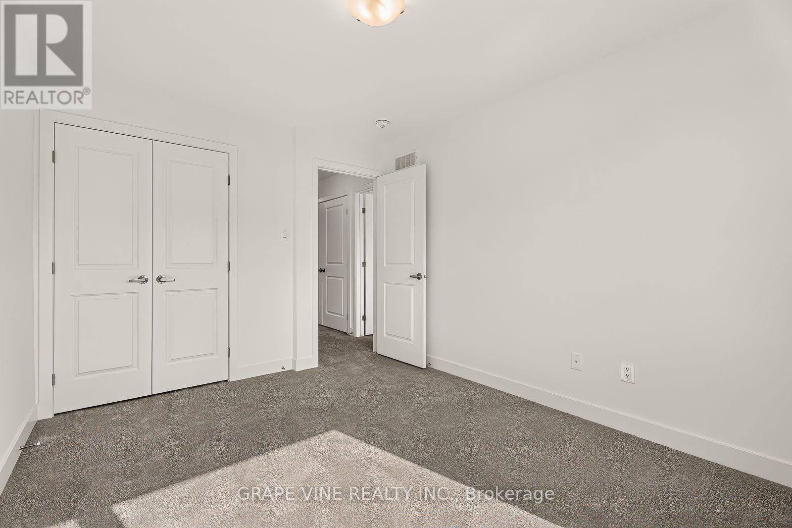 76 San Felice Circle, Ottawa, Ontario  K2S 2R9 - Photo 26 - X13846084
