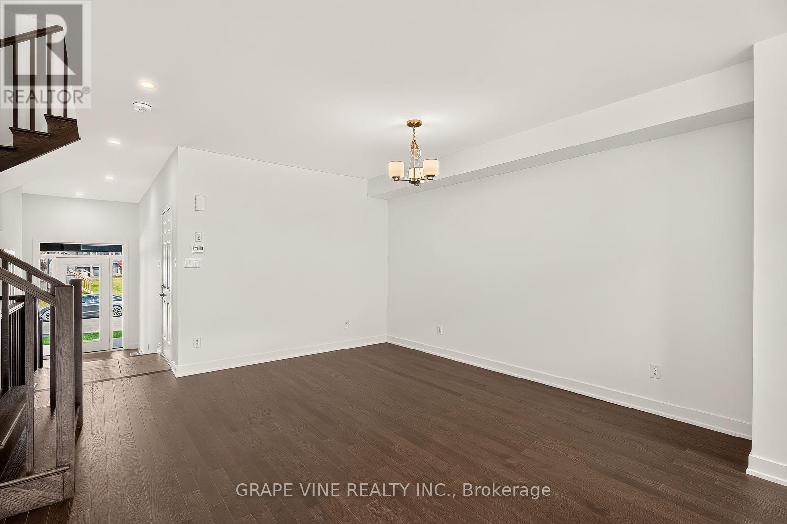 76 San Felice Circle, Ottawa, Ontario  K2S 2R9 - Photo 9 - X13846084