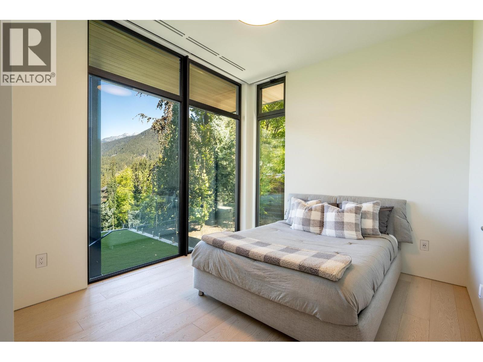 9092 Corduroy Run Court, Whistler, British Columbia  V8E 1M1 - Photo 13 - R3171014