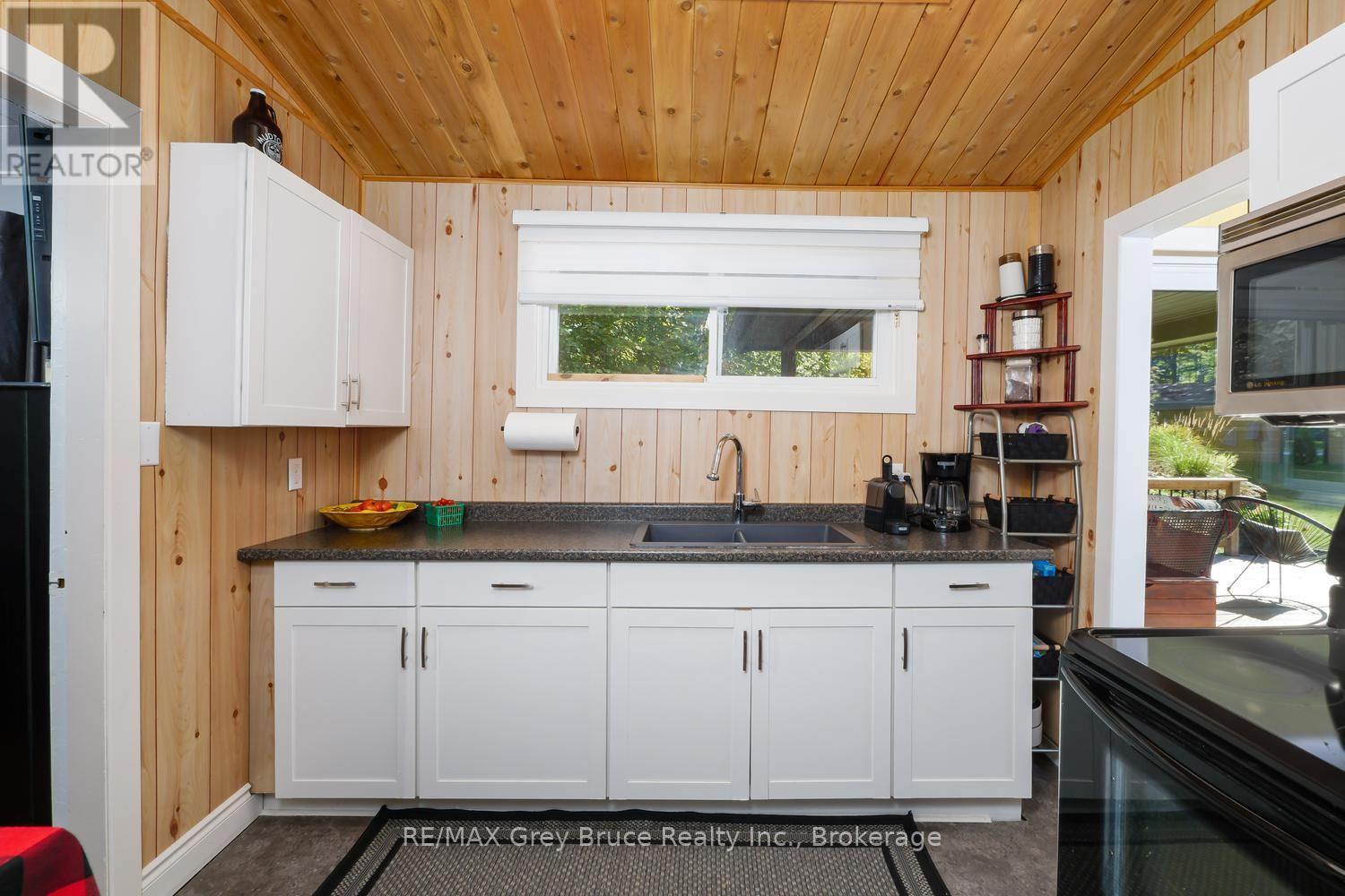 1326 Second Avenue S, Native Leased Lands, Ontario  N0H 2G0 - Photo 14 - X13846082
