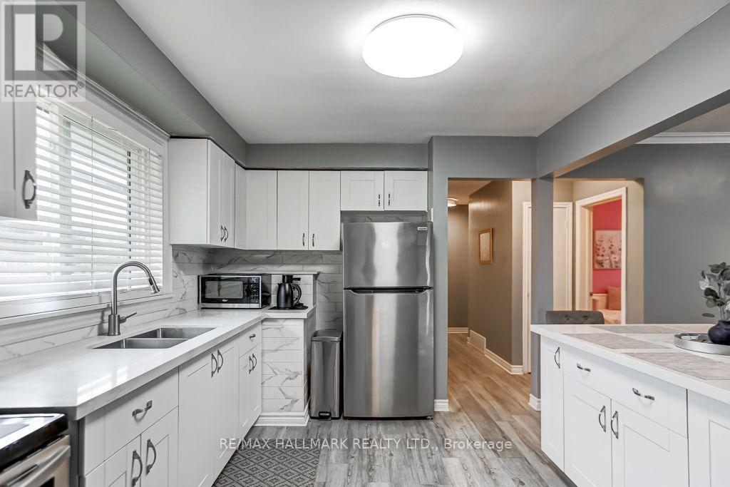39 Calumet Crescent, Toronto (Woburn), Ontario  M1H 1W4 - Photo 10 - E13846094
