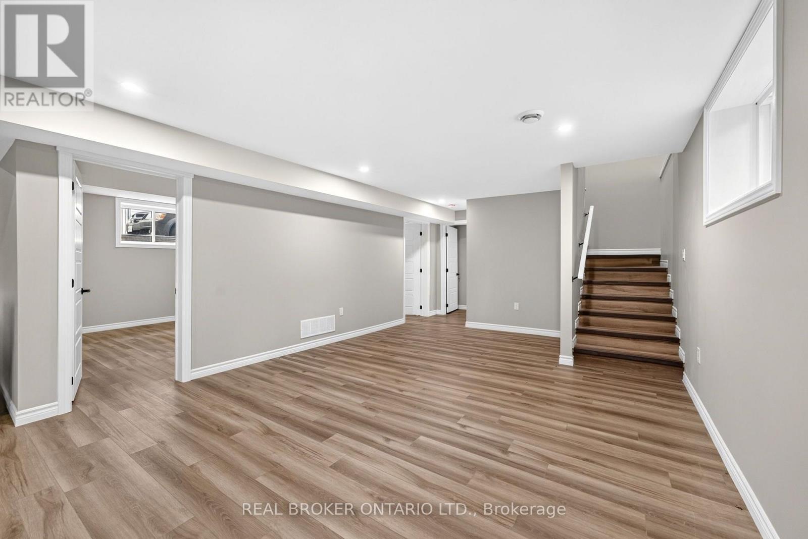 52 Queen Street, Huron East, Ontario  N0G 1H0 - Photo 32 - X13846110