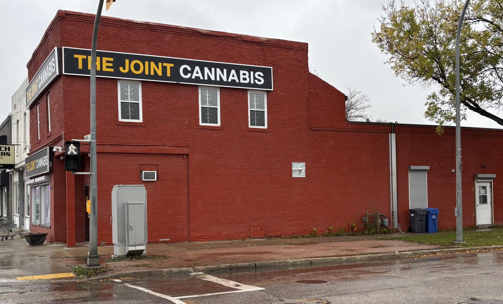 1459 Main Street Winnipeg Manitoba Canada R2W3V9 3