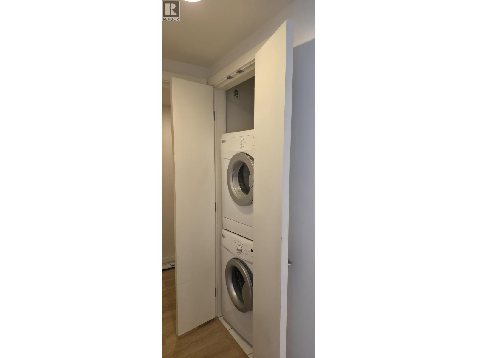 2106 4815 Eldorado Mews, Vancouver, British Columbia  V5R 0B2 - Photo 10 - R3170051