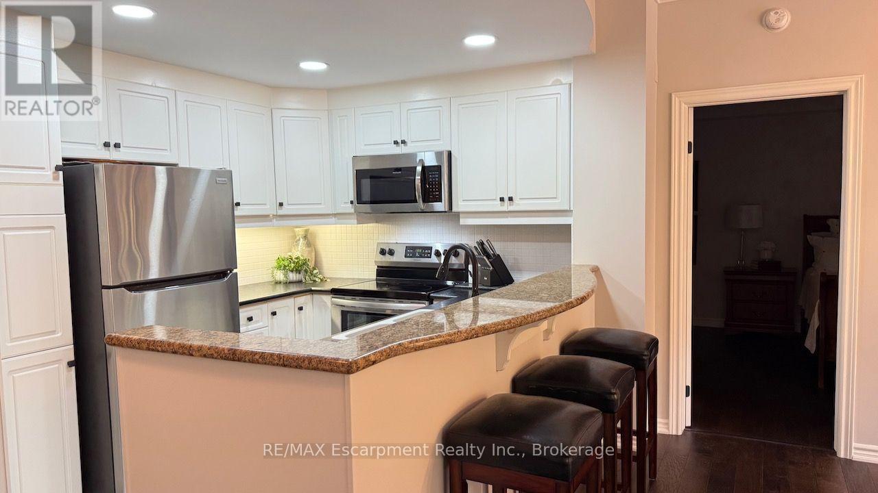 310 - 5188 Lakeshore Road, Burlington, Ontario  L7L 6P4 - Photo 14 - W13735256